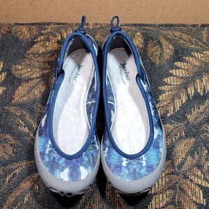 Jambu Memory Foam Blue and White Athletic Flats- Size 7.5